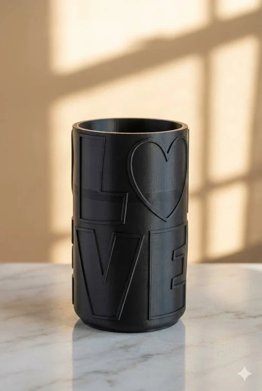 Vase, pot décoratif – Design LOVE avec Cœur Noir