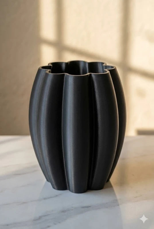 Vase, pot décoratif – Design moderne noir côtelé imprimé en 3D