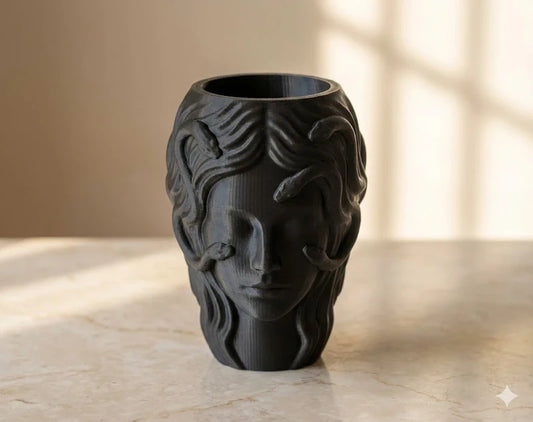 Vase, pot décoratif – Tête de Méduse
