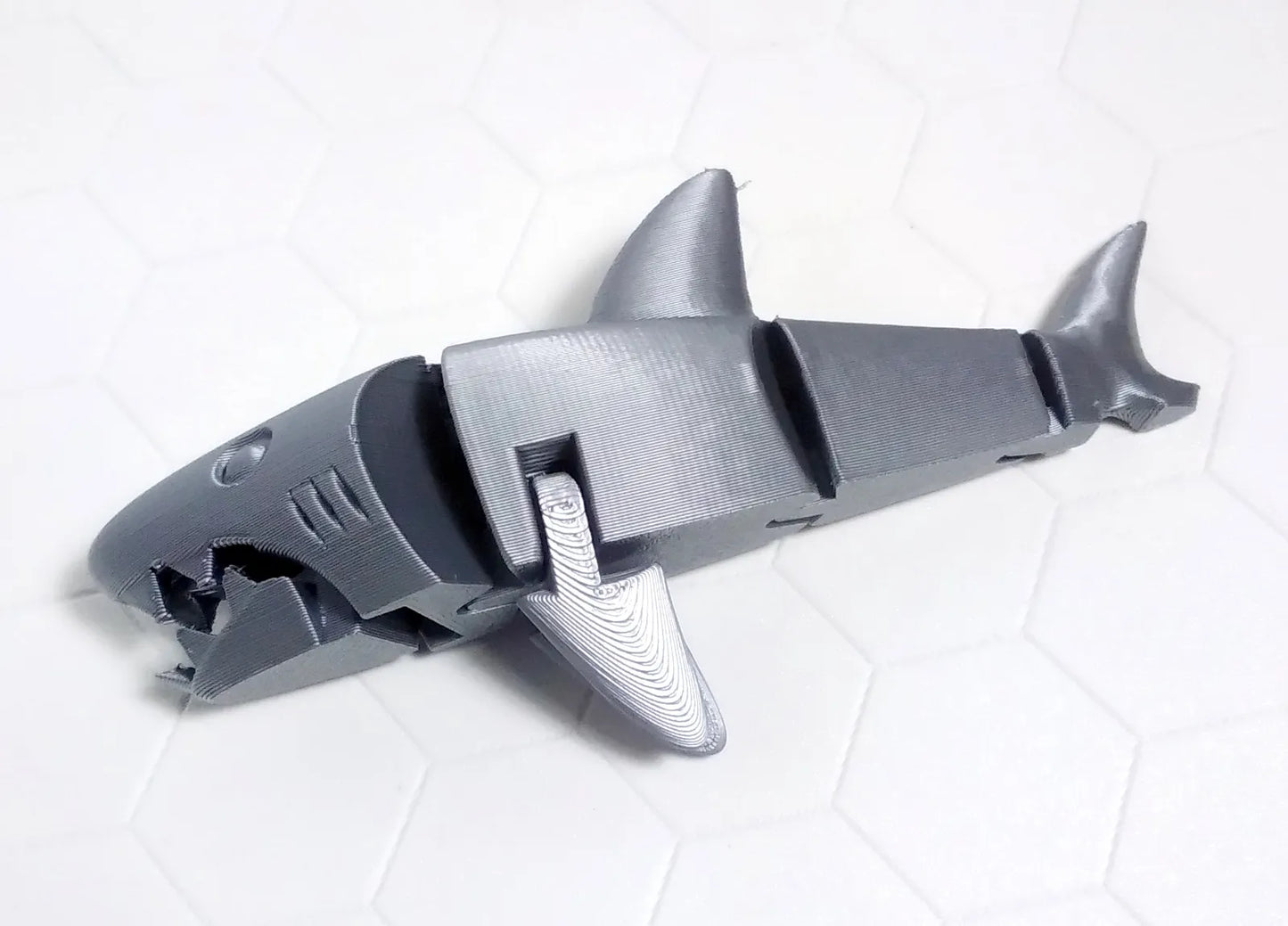 Requin articulé