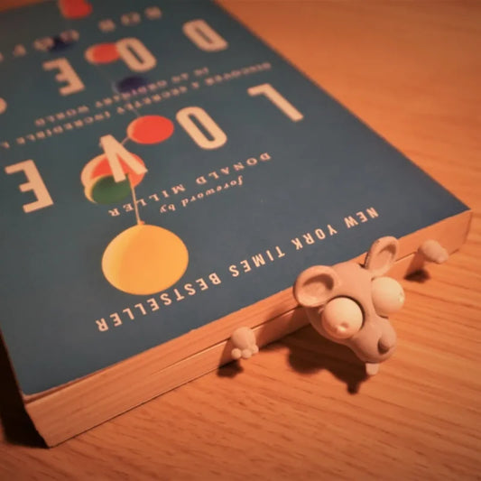 Flat mouse bookmark
