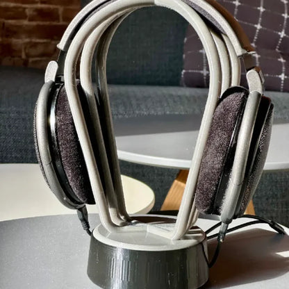 Headphone stand