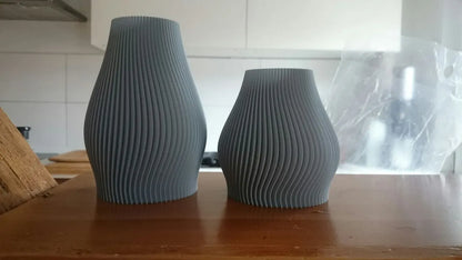 Vase à nervures