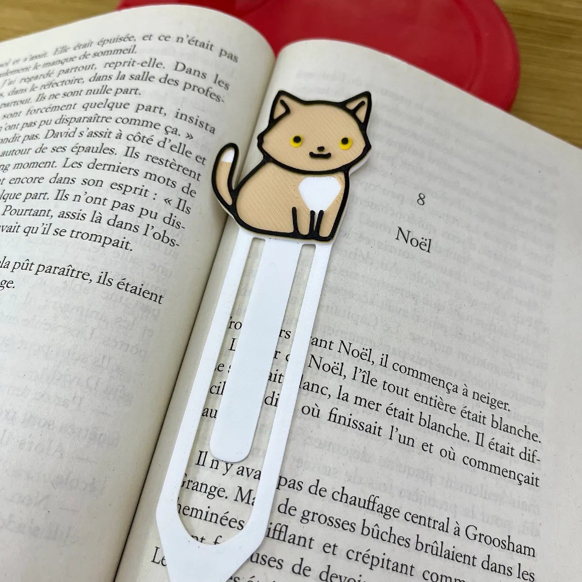 Cute Cream Cat Bookmark
