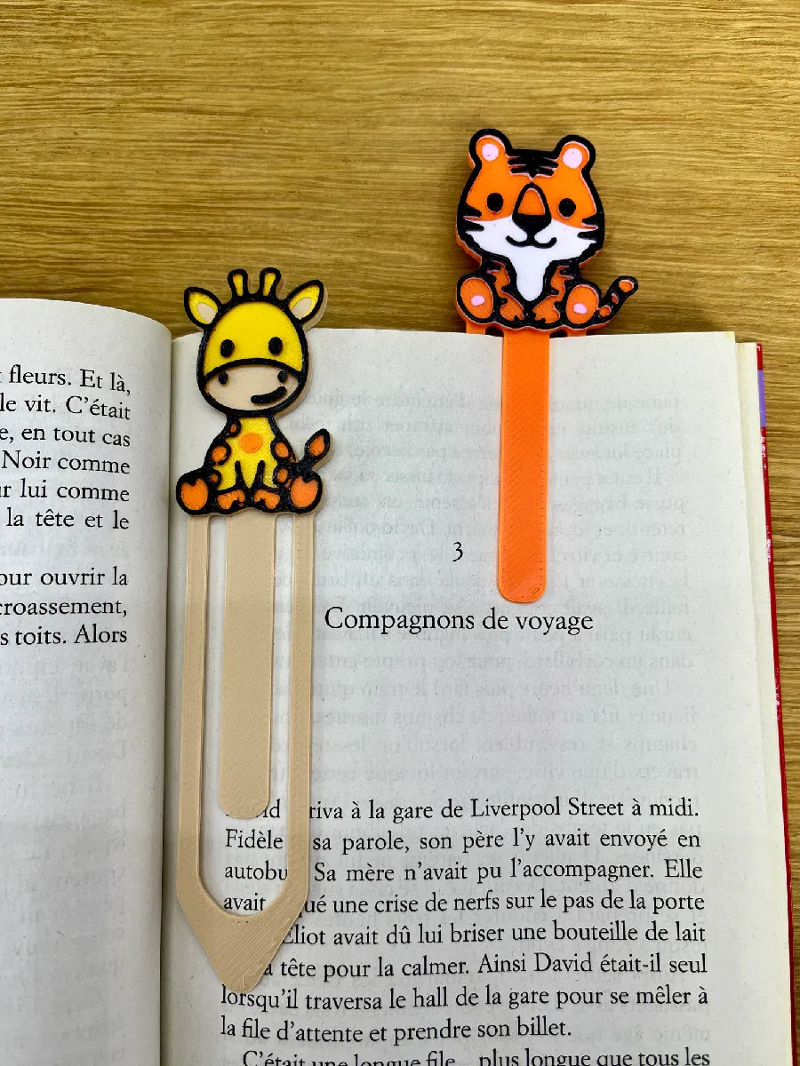 Cute Giraffe Bookmark