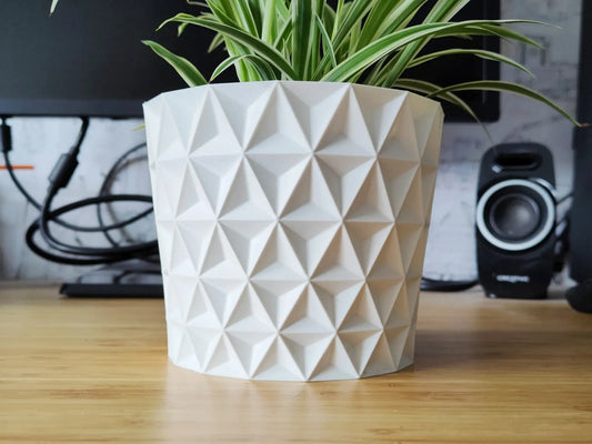 Pot triangle traditionnel V - jardinière en mode vase