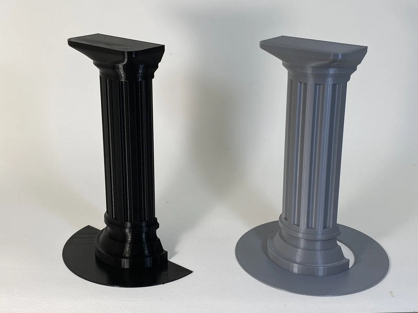Serre-livres à colonne dorique