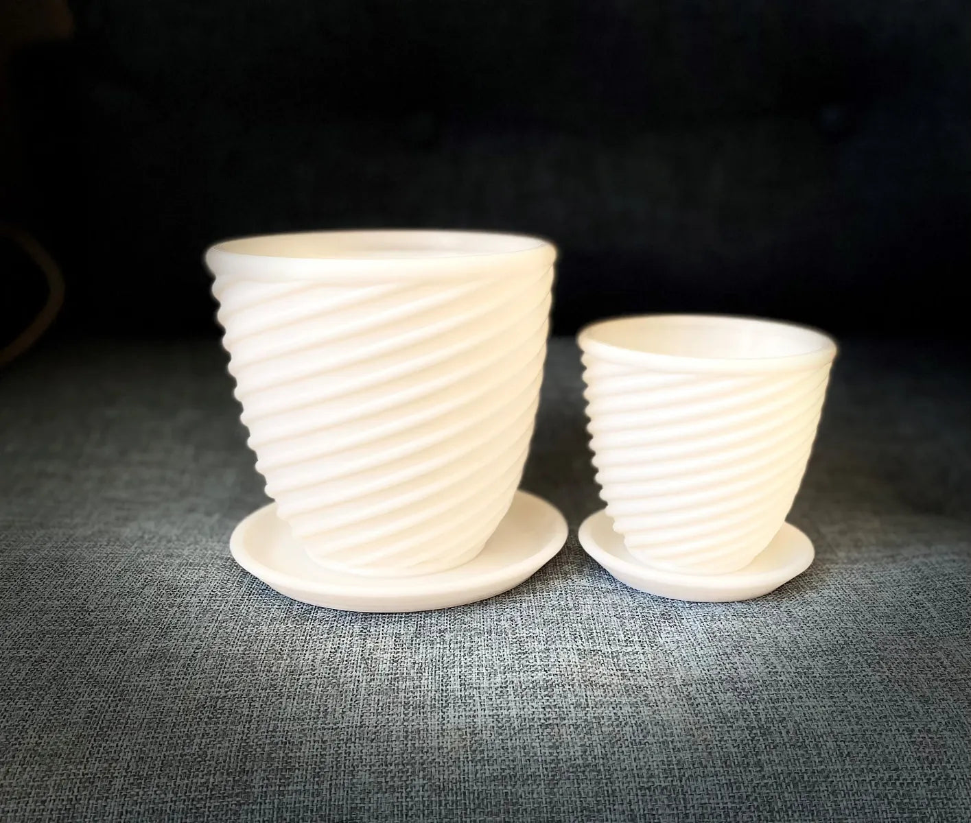 Pot de fleurs avec soucoupe de 10, 12 et 15 cm de diamètre