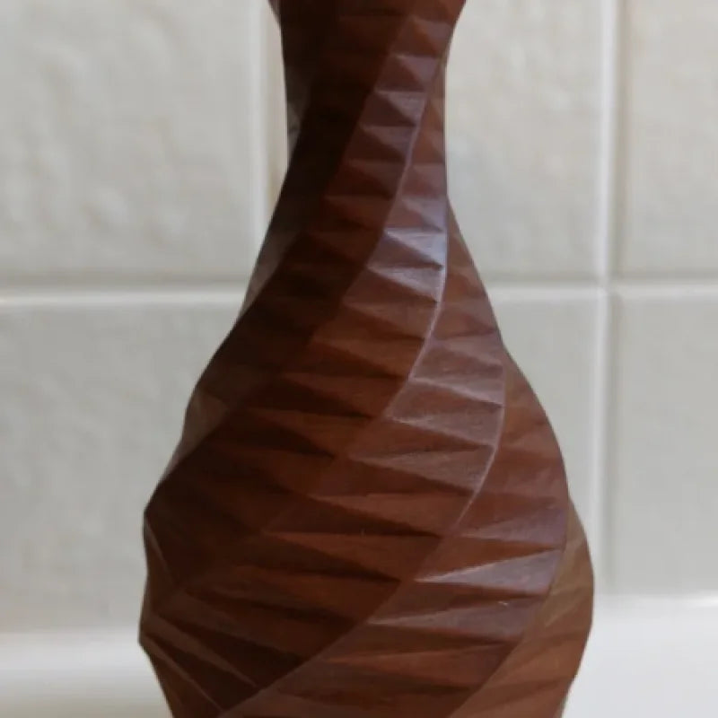 Low-Poly Rose Vase