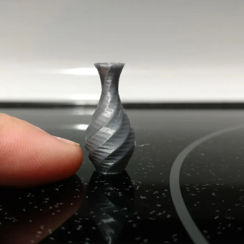 Low-Poly Rose Vase