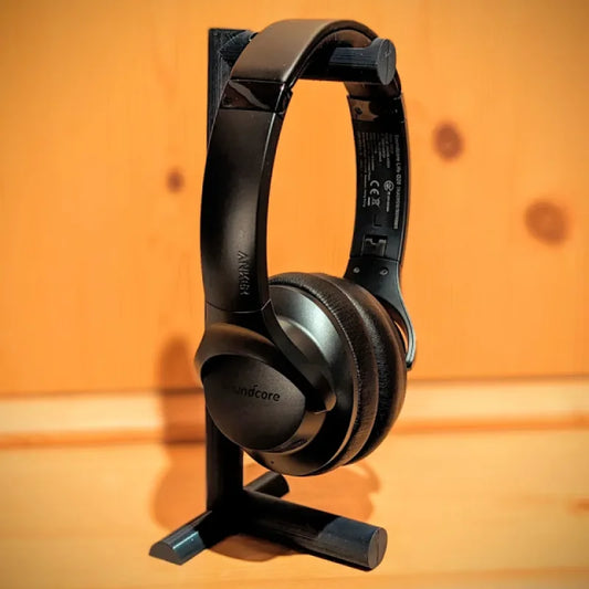 Minimalist Headphone Stand