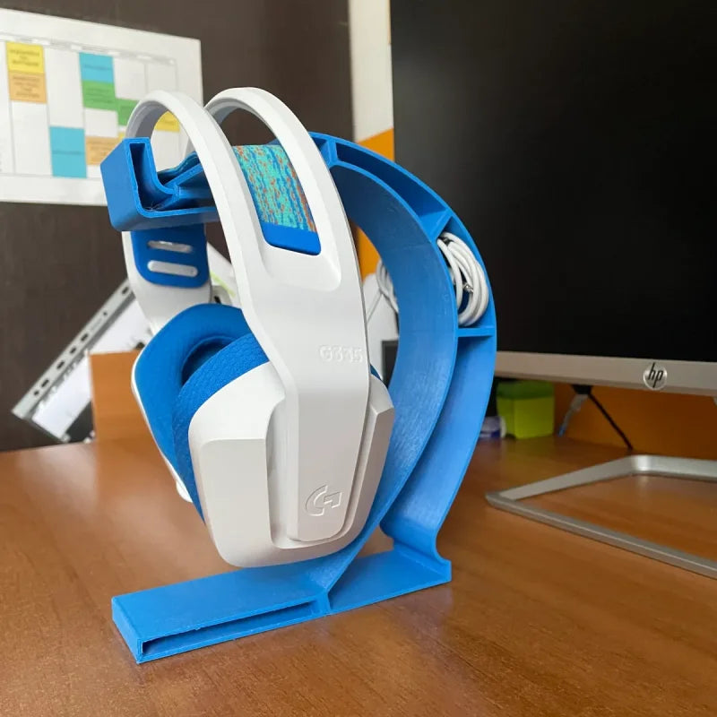 Minimalistic Headphone Stand