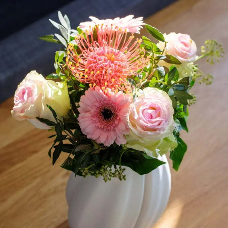 Silky Crease Vase - featuring a dual wall vase mode design