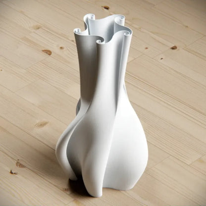 Spiraling vase