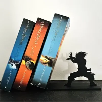 Support de livre incliné inspiré de Dragon Ball Kamehameha