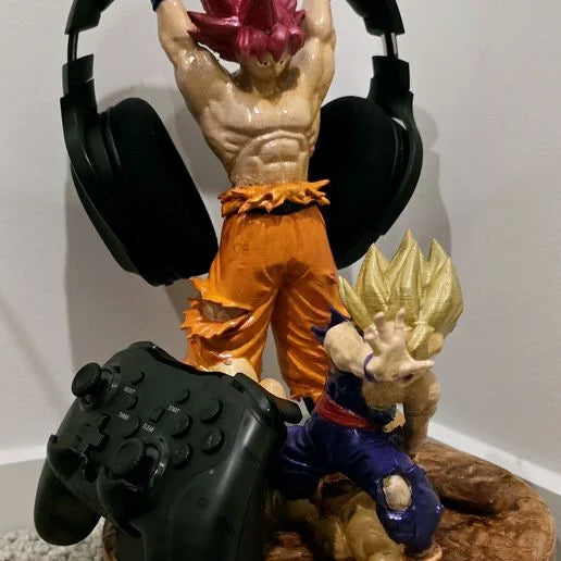 Support pour casque et manette de Goku et Gohan.
