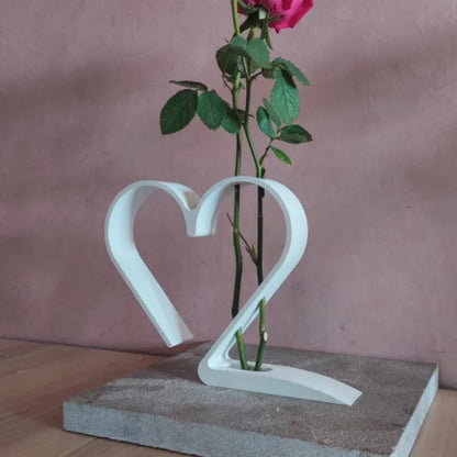 Valentine Minimalist Dual Rose Heart Vase
