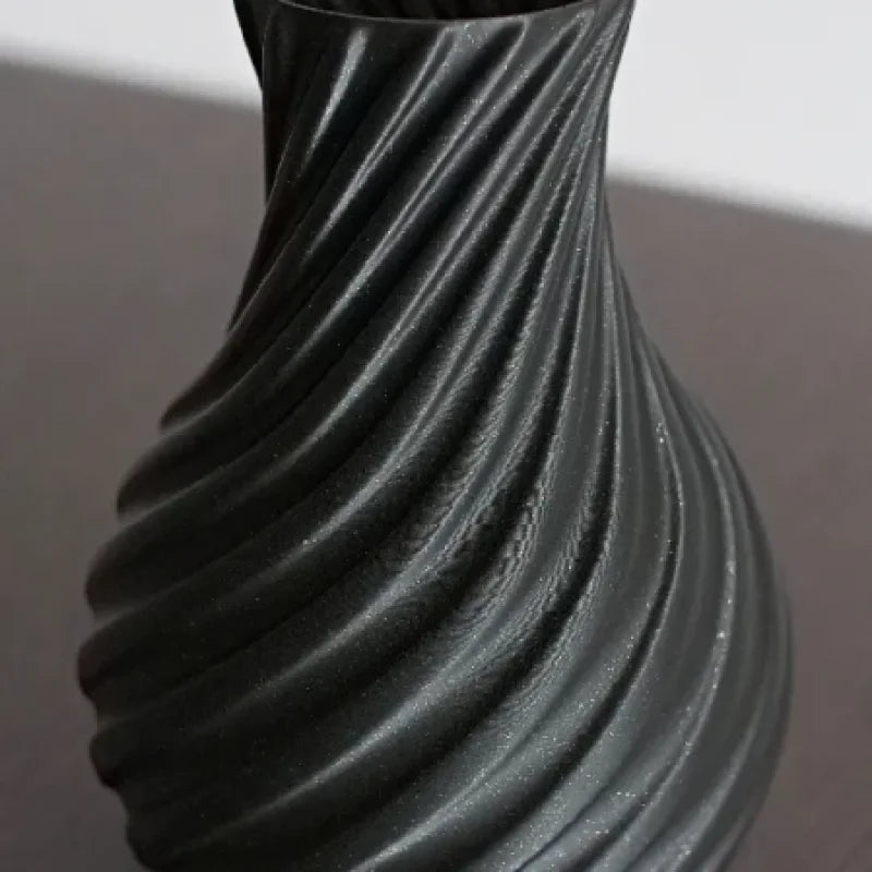 Vase en forme de spirale pour les fleurs