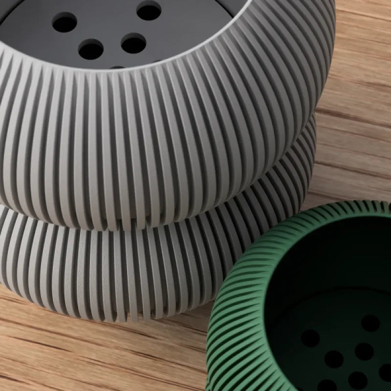 Vase/Planter with legs