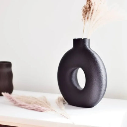 Wormhole Vase